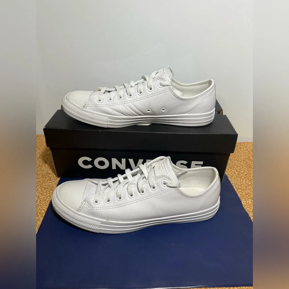 Converse White Canvas Sneakers Low-Top Classic - Picture 3 of 8